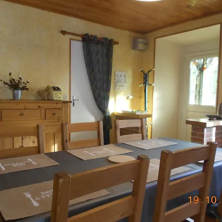 Holiday home Carrefour De La Randonnee, Sud Auvergne *