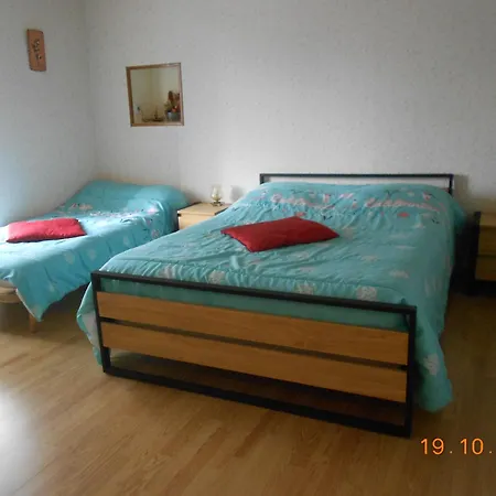 Carrefour De La Randonnee, Sud Auvergne Holiday home *