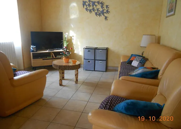 Carrefour De La Randonnee, Sud Auvergne Holiday home *
