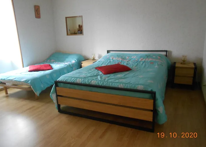 Carrefour De La Randonnee, Sud Auvergne Holiday home *