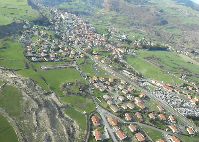 Carrefour De La Randonnee, Sud Auvergne *